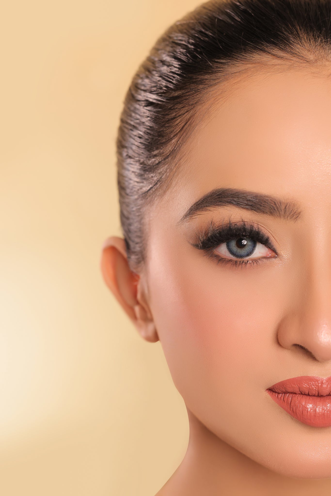 Icey Grey™ Premium Colored Contact Lenses