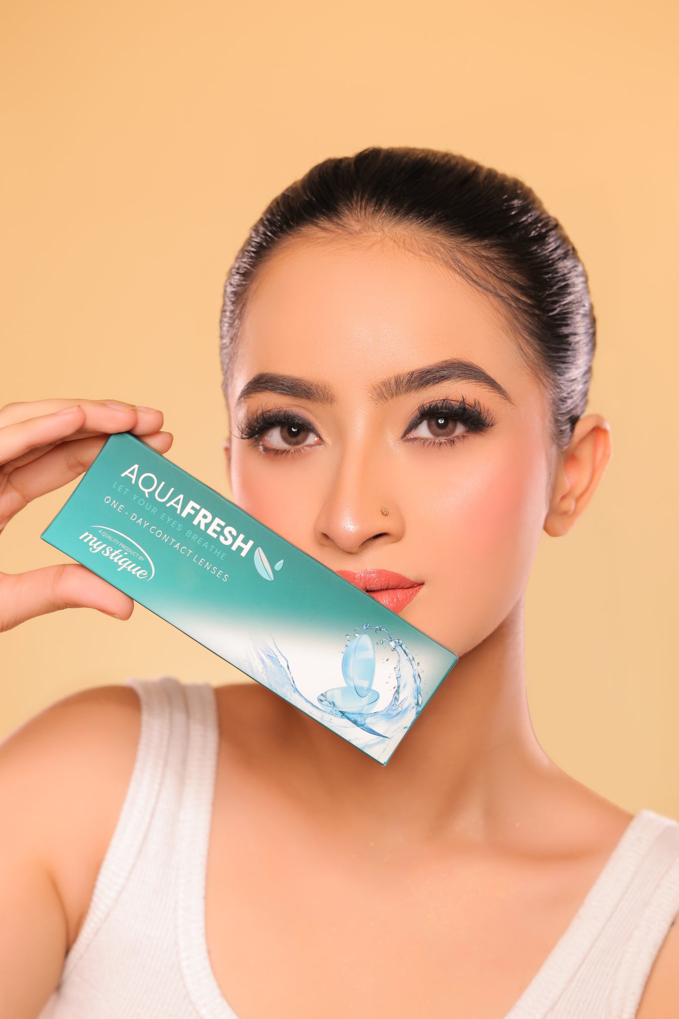 Cat Eye™ Glamour Colored Contact Lenses