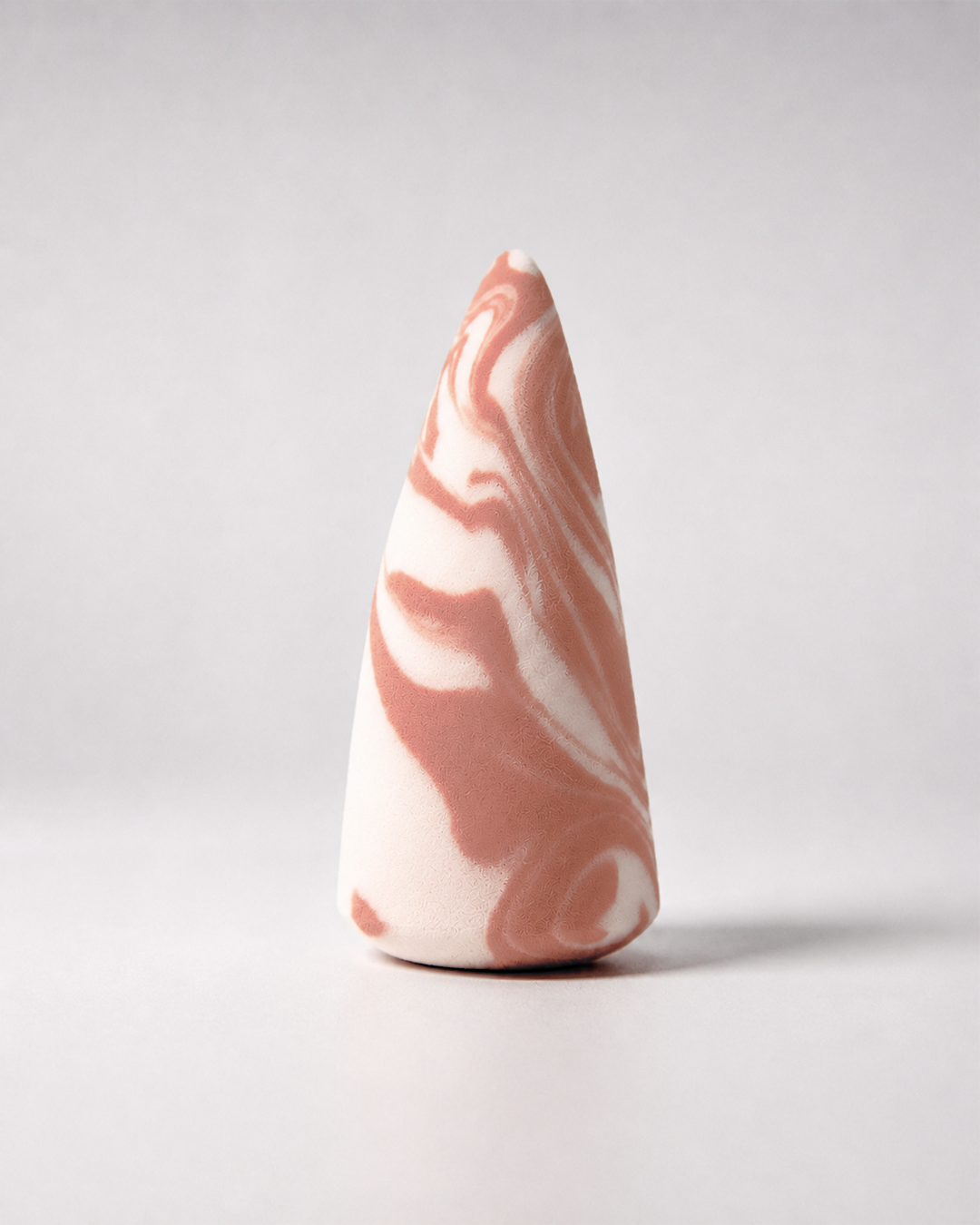 Makeup Sponge-Wedge Shaped(Sleek Tip)